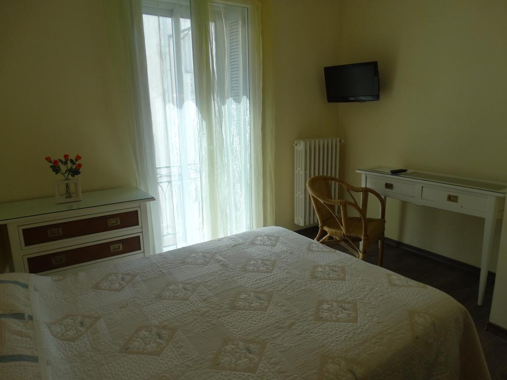 Hotel De France Béziers Zimmer foto
