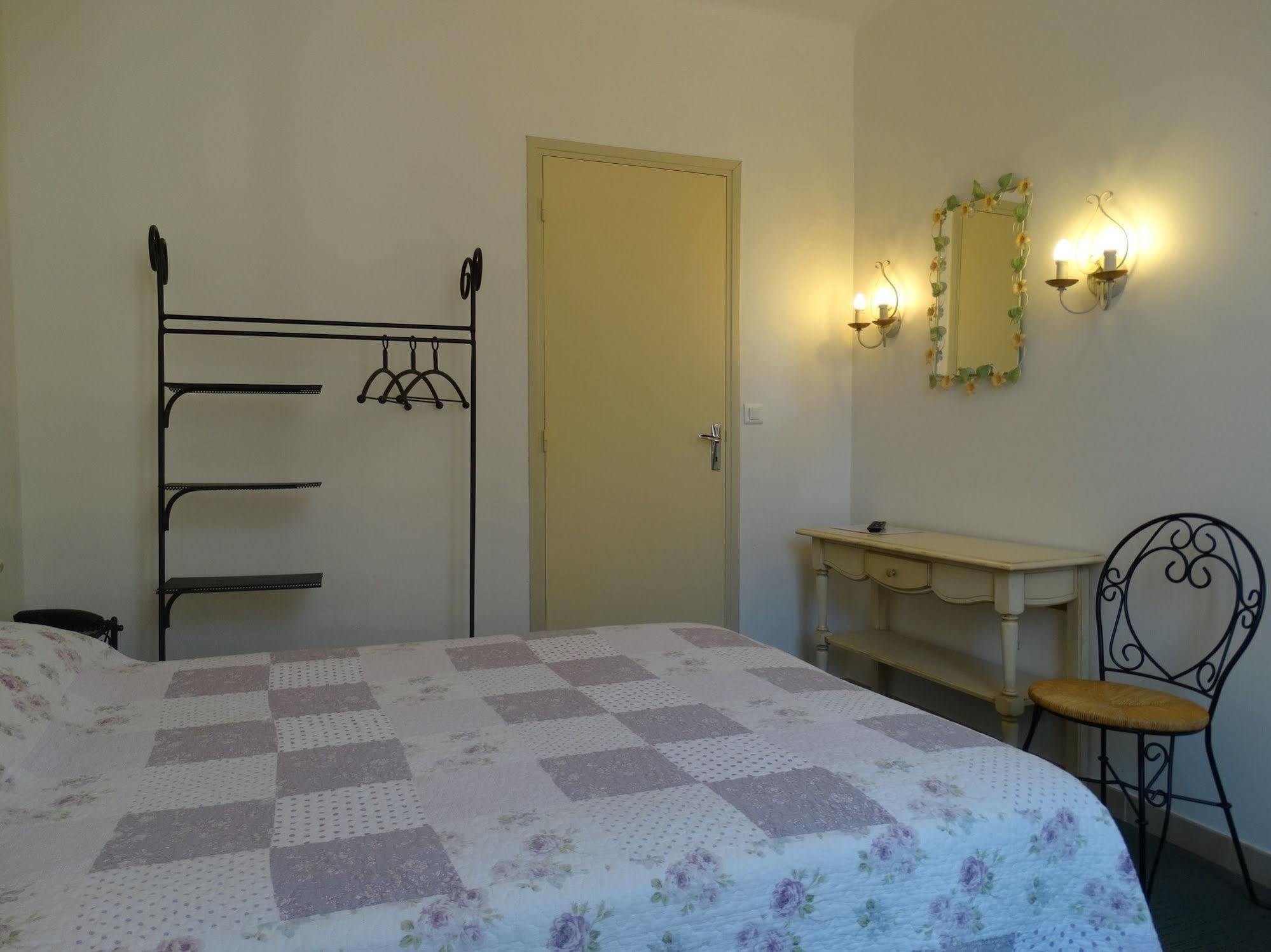 Hotel De France Béziers Zimmer foto